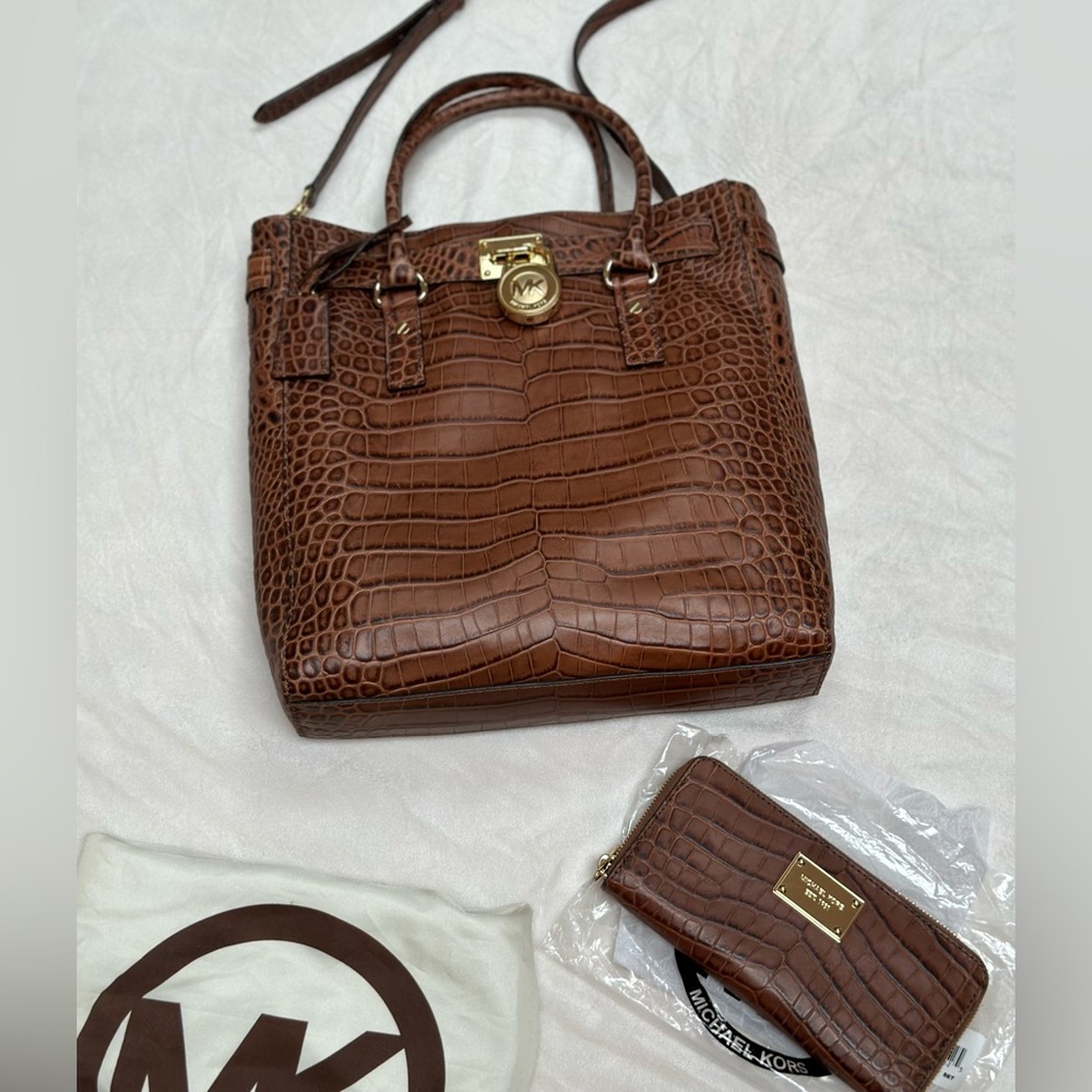 **SOLD**Michael Kors Brown Croc Embossed Handbag & Wallet